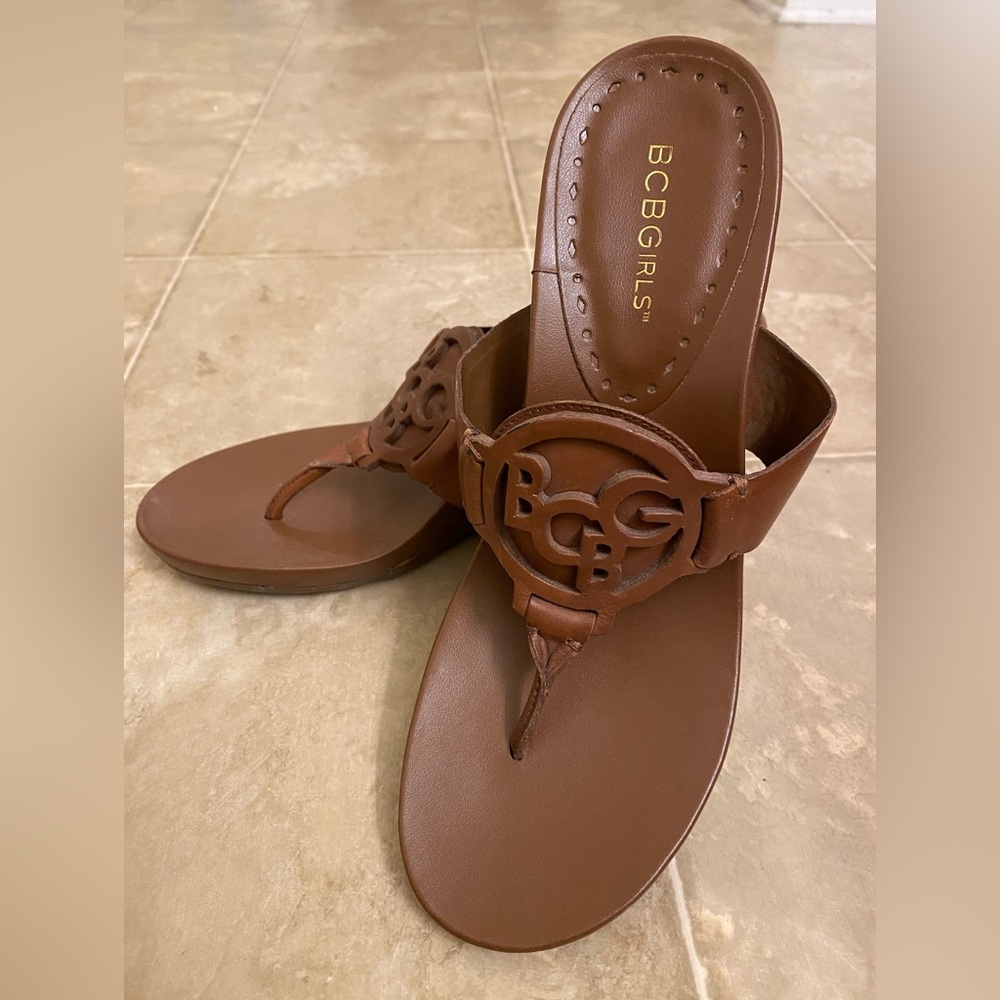 BCBG sandal